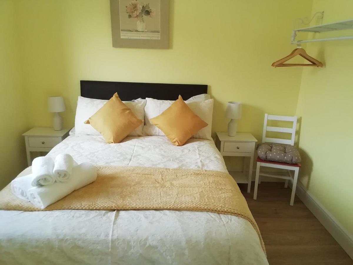 Wilma'S Guest House Dundonnell Bagian luar foto